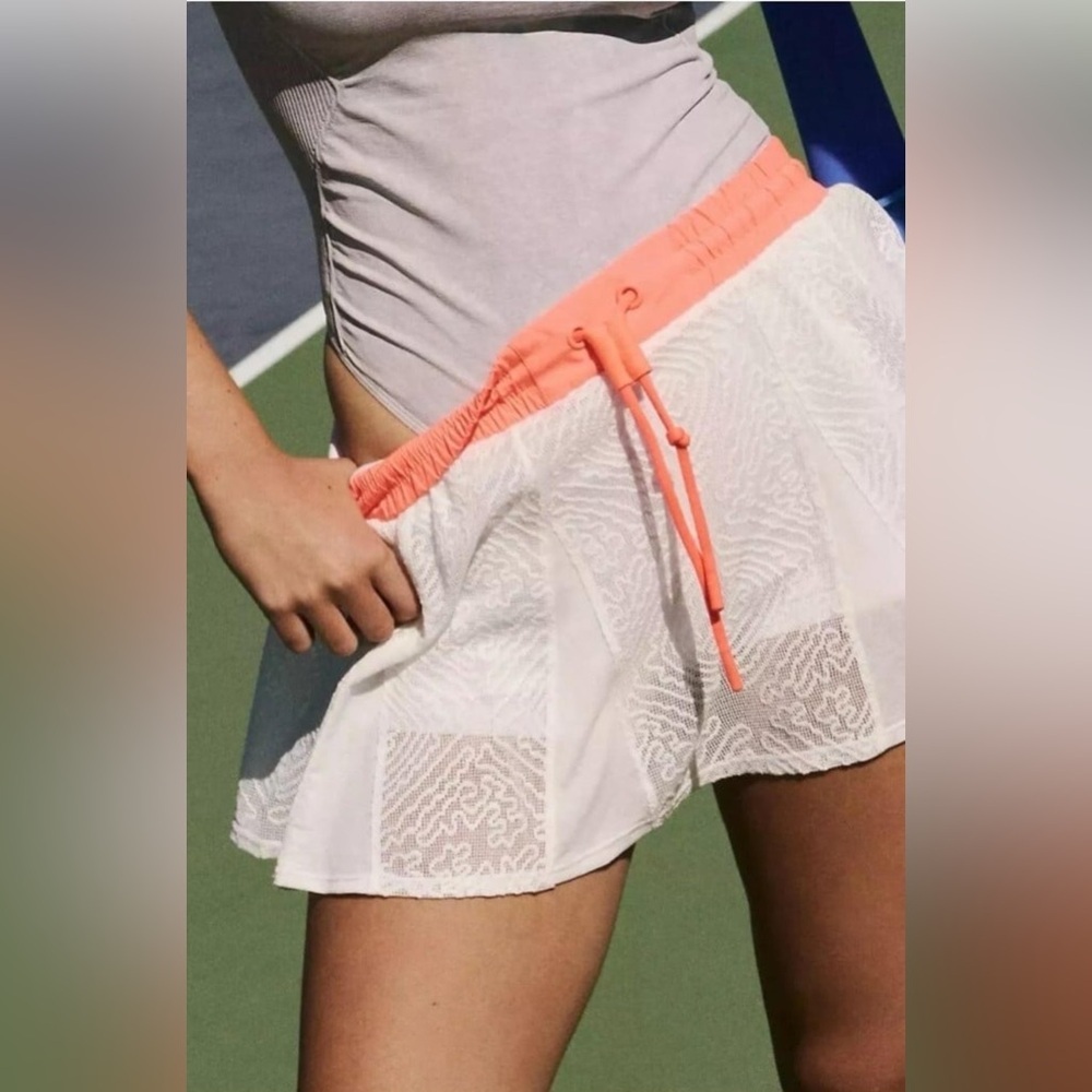 Nwot White Mesh Pleated Skort With Bike Shorts